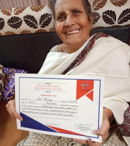 Our Advisor,Mrs Jharna Sengupta (Spiritual Name Janani Kirtika Devi Dasi)is proud of the achievement, honor and recognition received by Novel Honorary Member, Sri Anil Bairagi from Indian Oil Corporation Limited (IOCL) for his outstanding leadership qualities and passion towards his commitment for his work and accomplishments